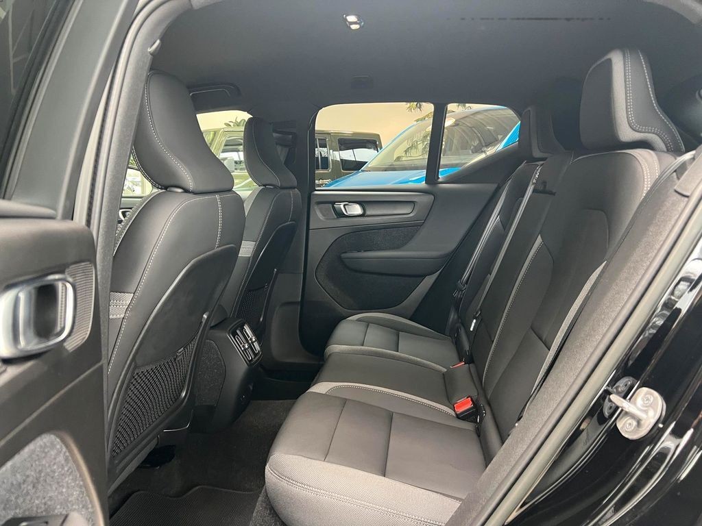 Volvo EX40 XC 40 P8 Twin Pure Electric AWD Plus Recharge