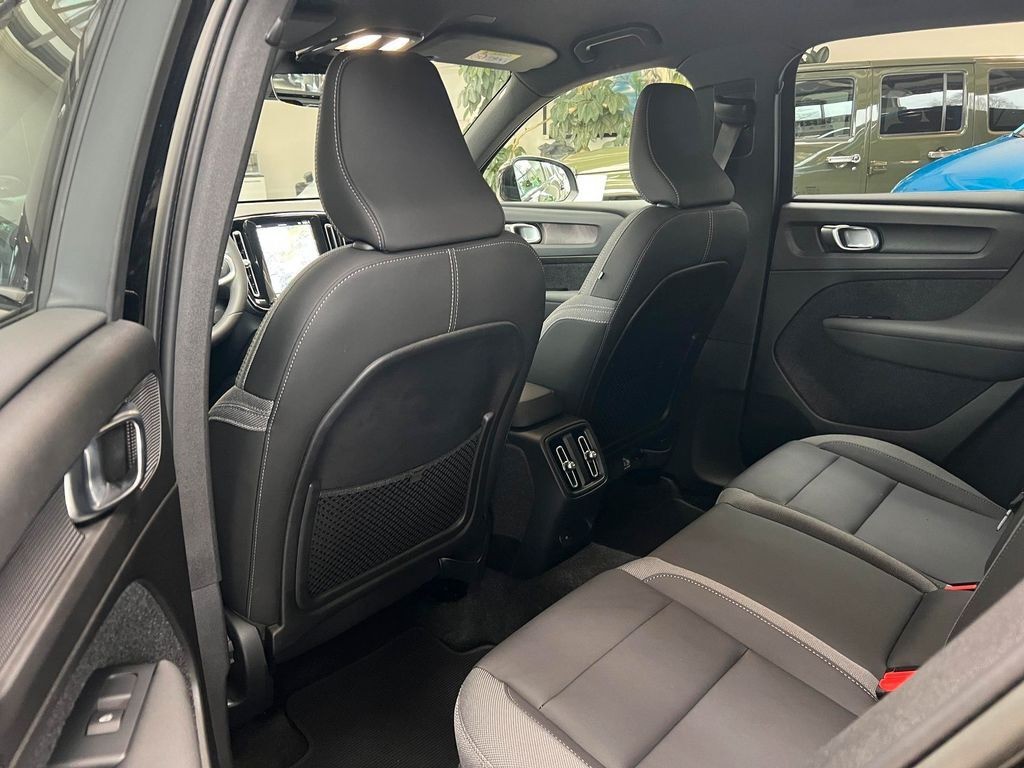 Volvo EX40 XC 40 P8 Twin Pure Electric AWD Plus Recharge