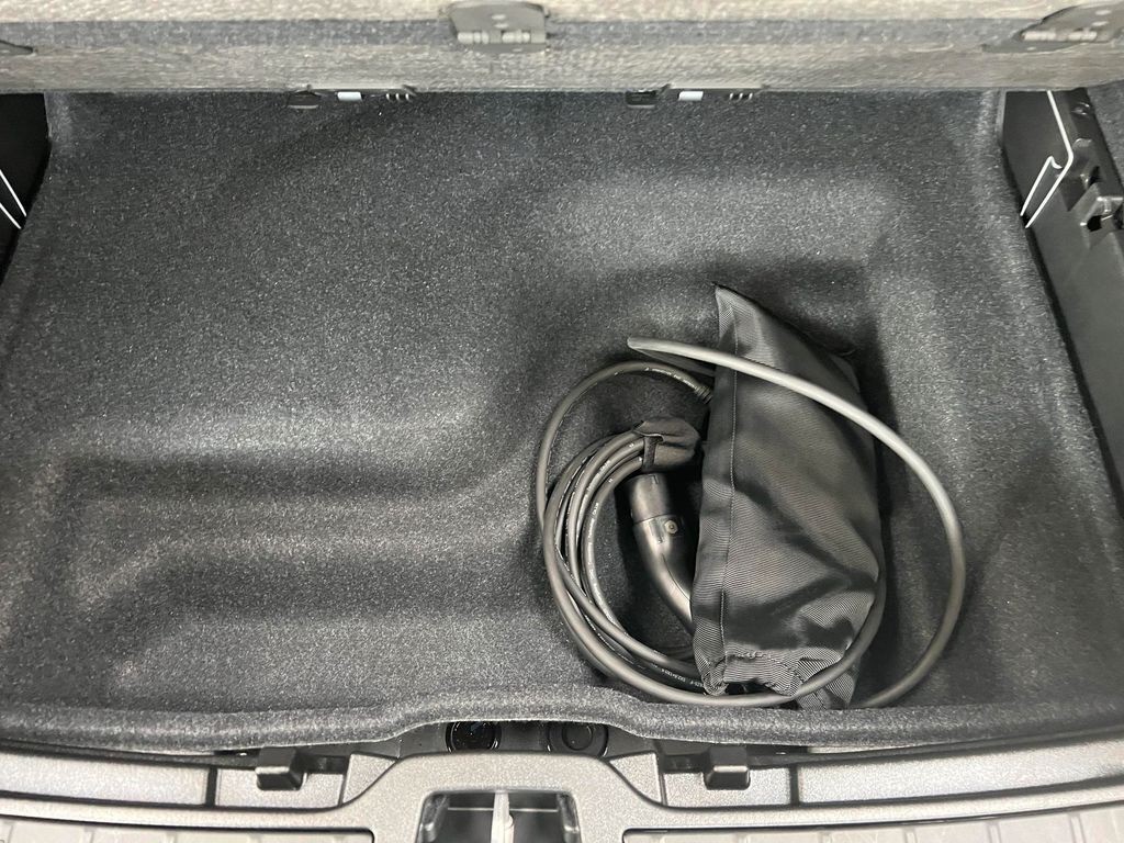 Volvo EX40 XC 40 P8 Twin Pure Electric AWD Plus Recharge