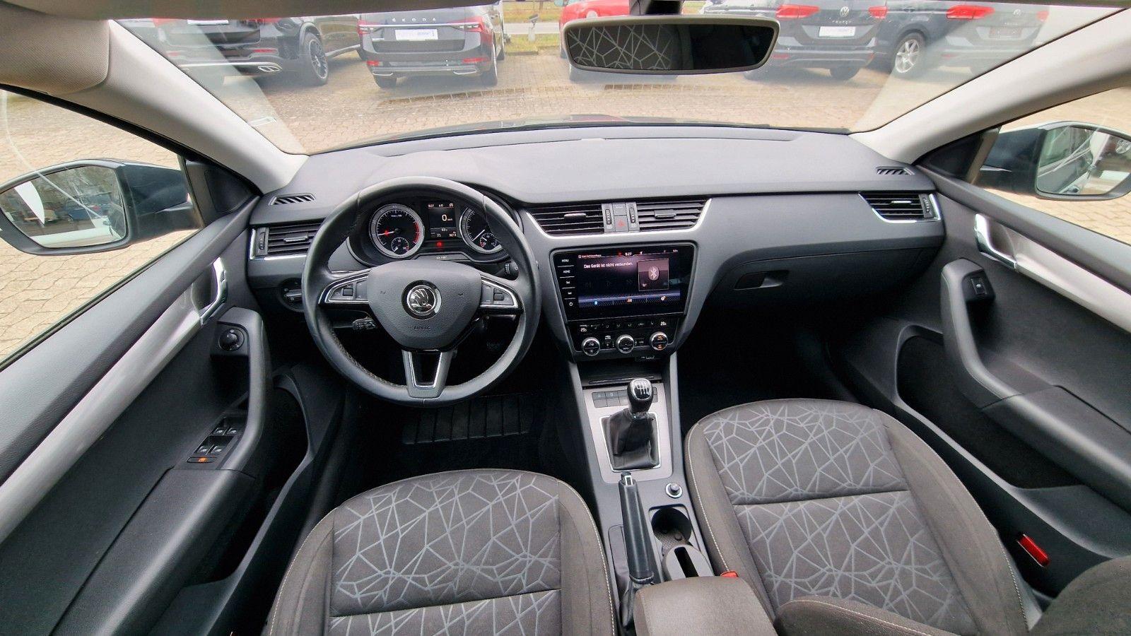 Skoda Octavia Combi Clever NAVI PDC 1. Hand