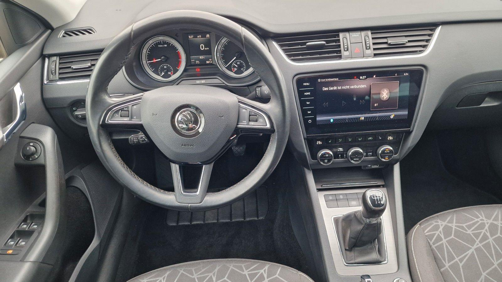 Skoda Octavia Combi Clever NAVI PDC 1. Hand