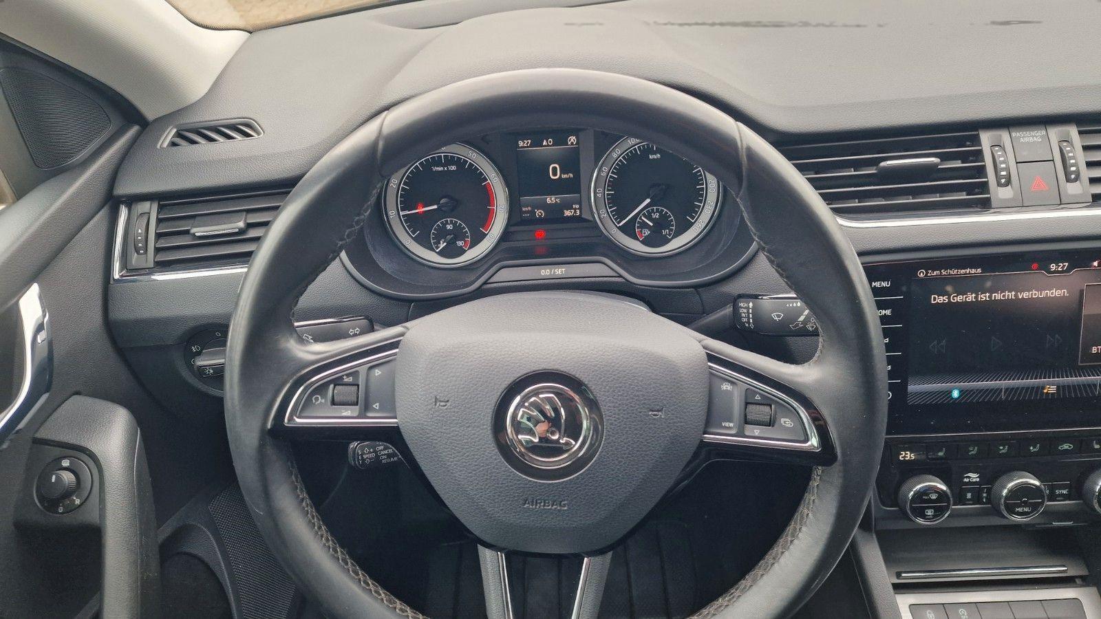 Skoda Octavia Combi Clever NAVI PDC 1. Hand