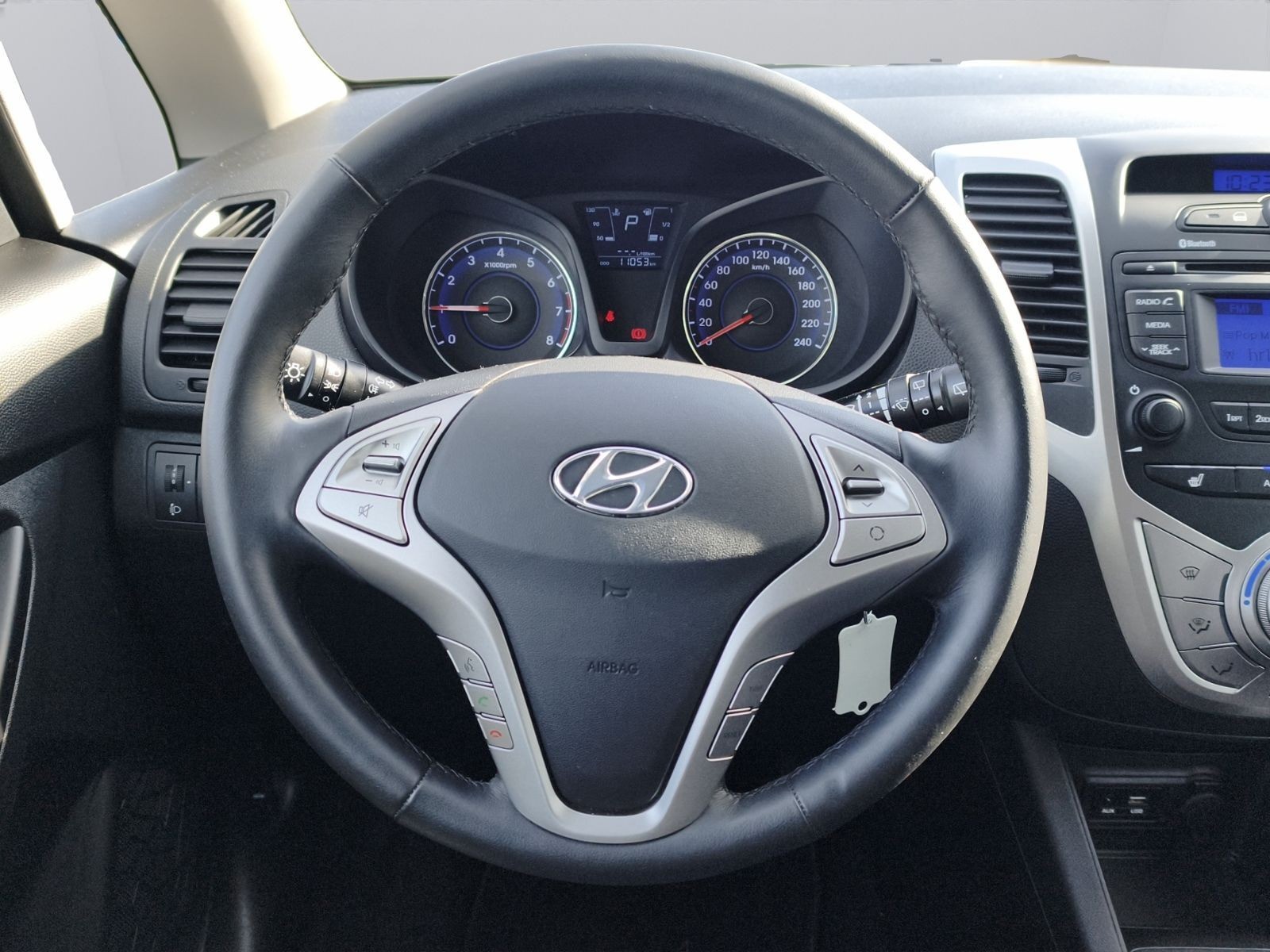 Hyundai ix20 Aut. Classic/SHZ/Bluetooth/Einparkhilfe hin