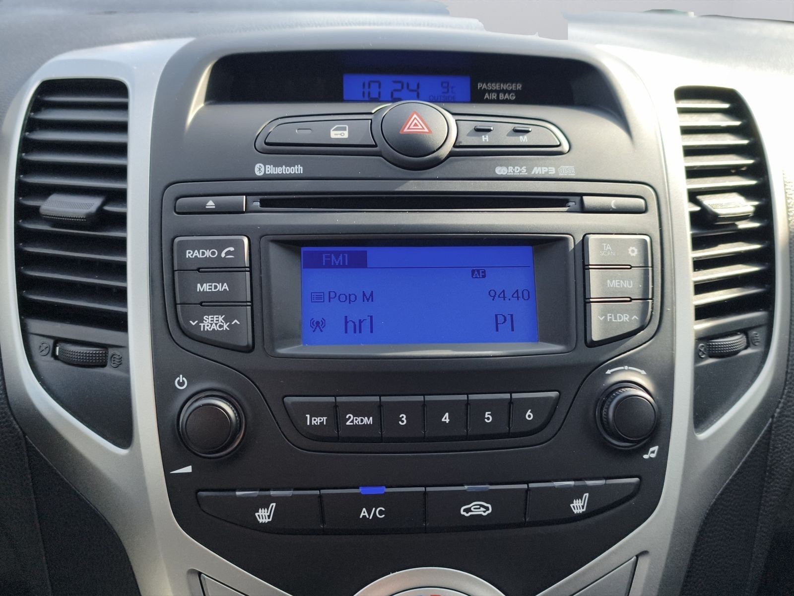 Hyundai ix20 Aut. Classic/SHZ/Bluetooth/Einparkhilfe hin