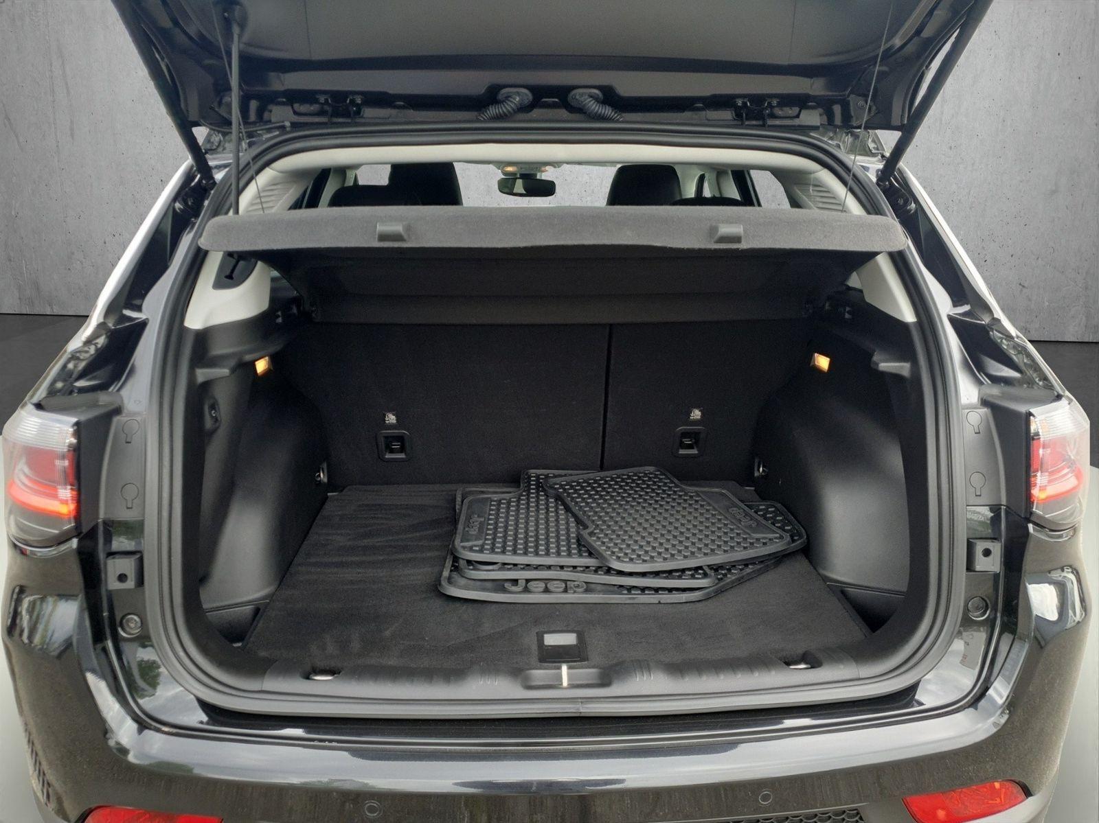 Jeep Compass 80th Anniversary FWD