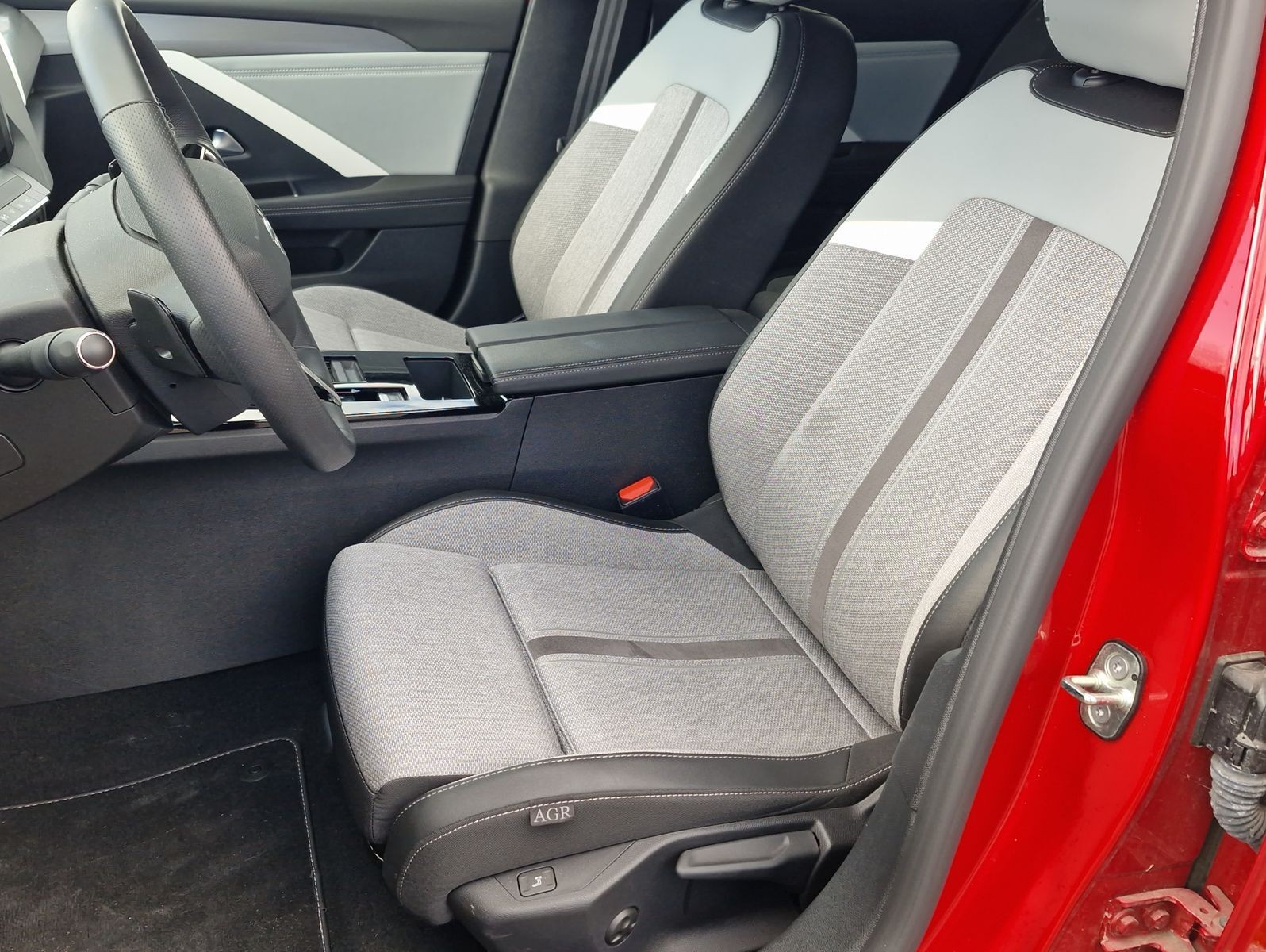 Opel Astra L 1.6 PHEV Business Elegance AT LED Navi K