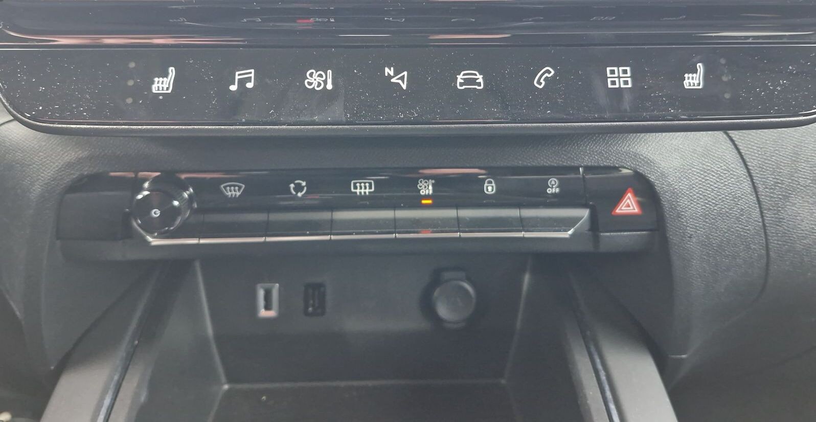 Citroën C5 Aircross Hybrid 145 Plus e-DSC LED Navi SHZ K