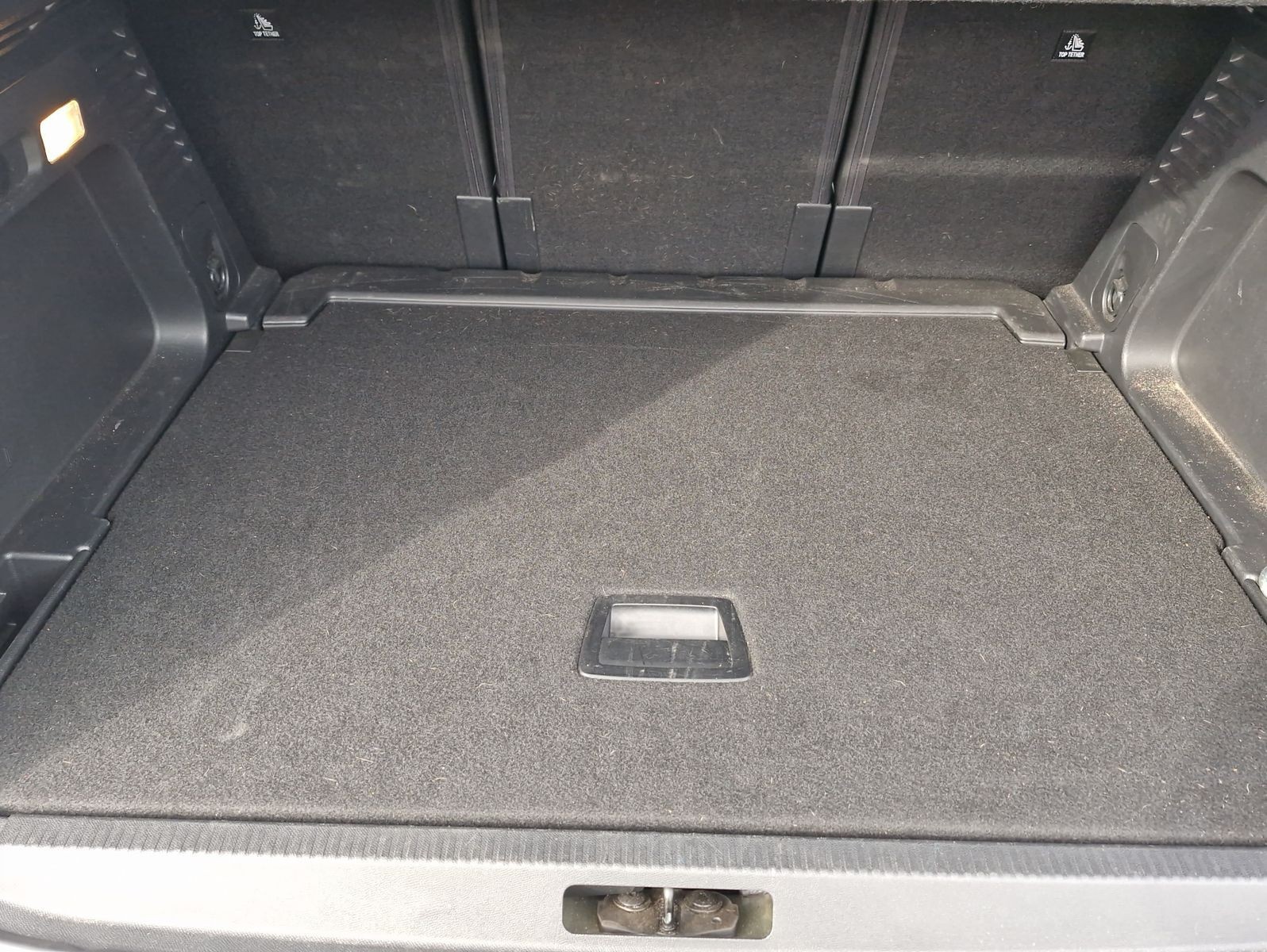 Citroën C5 Aircross Hybrid 145 Plus e-DSC LED Navi SHZ K