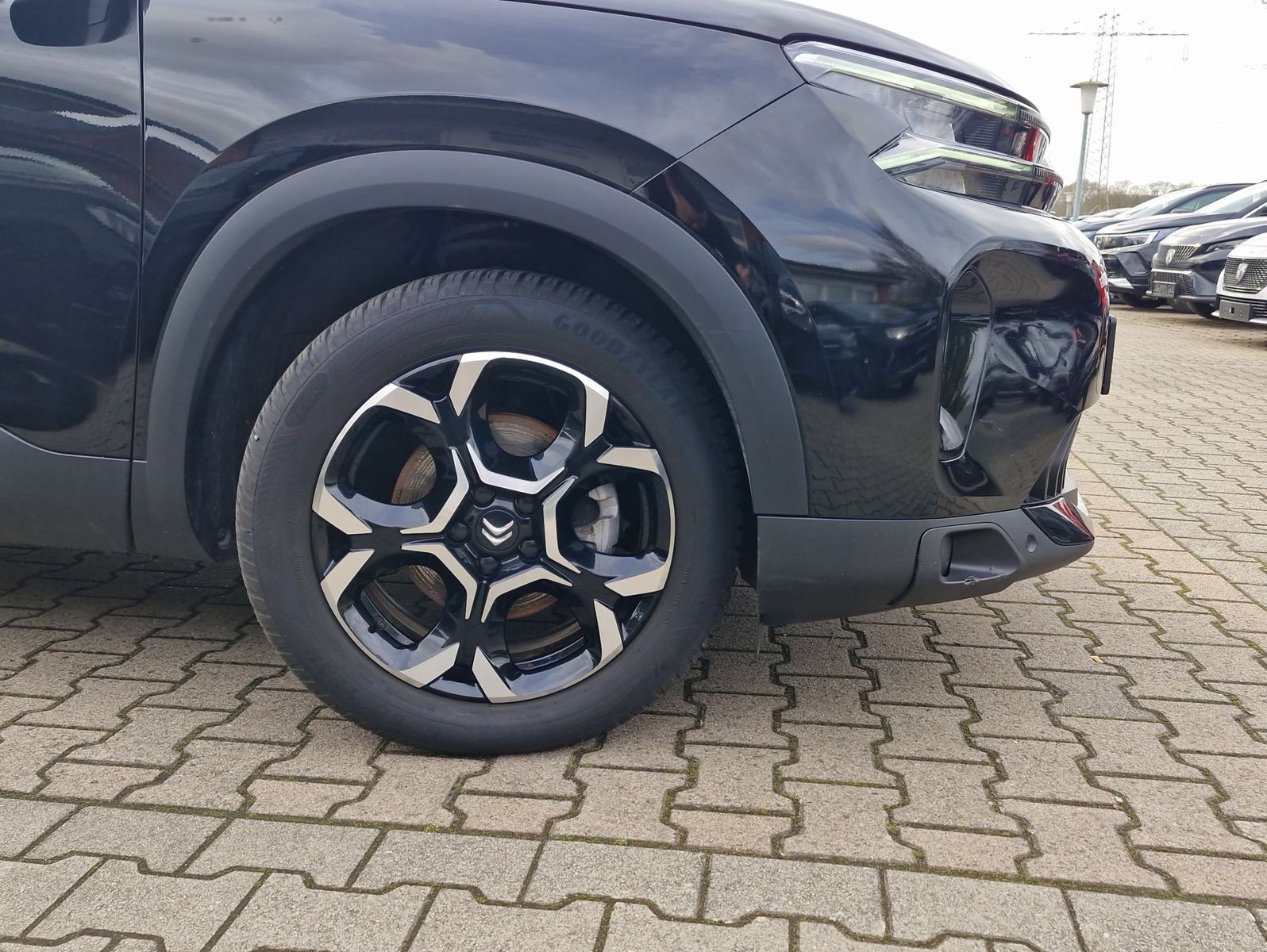Citroën C5 Aircross Hybrid 145 Plus e-DSC LED Navi SHZ K