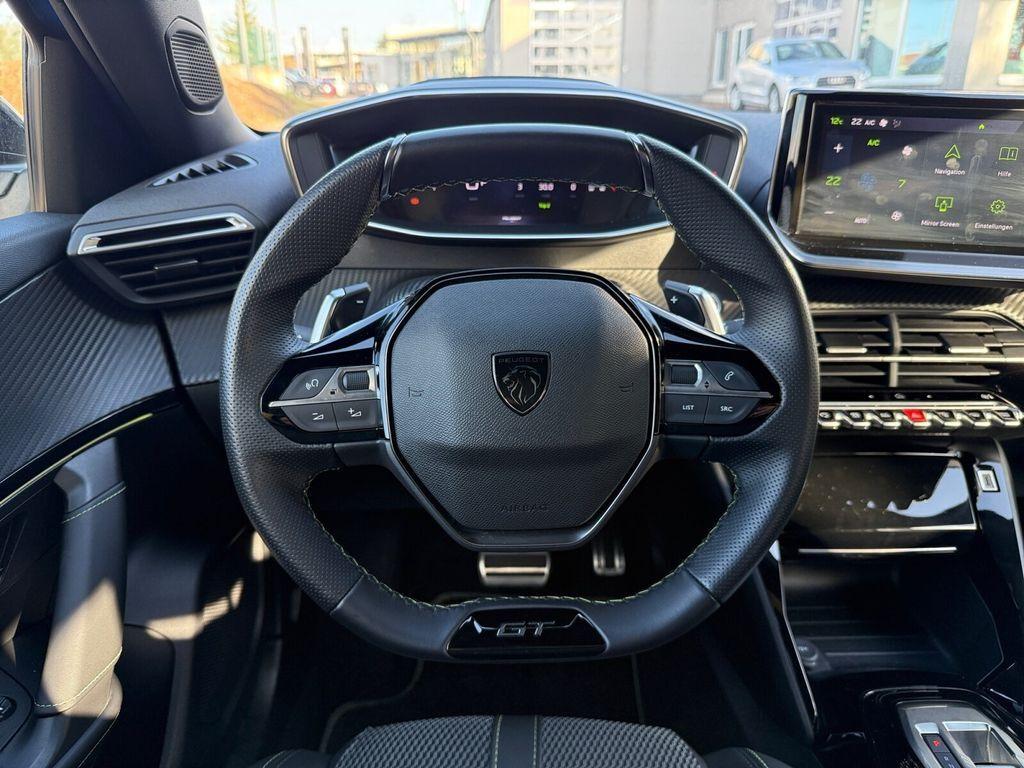 Peugeot 2008 GT NAVIGATION+LADESCHALE+KEYLESS-SYSTEM+LED