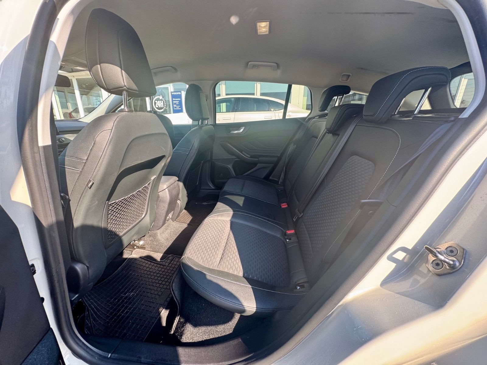 Ford Focus Turnier Titanium 1.5 Eco Boost Automatik