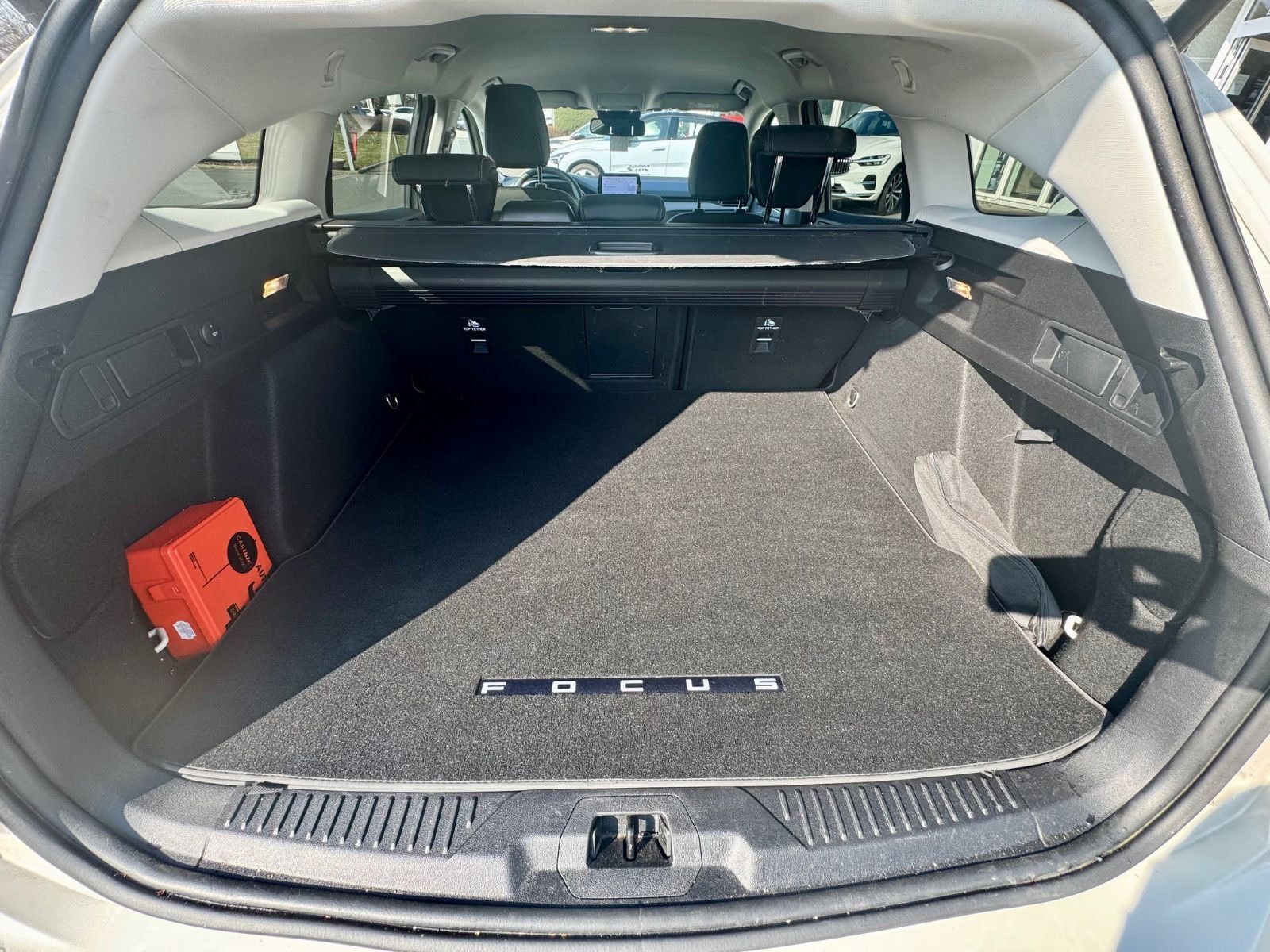 Ford Focus Turnier Titanium 1.5 Eco Boost Automatik