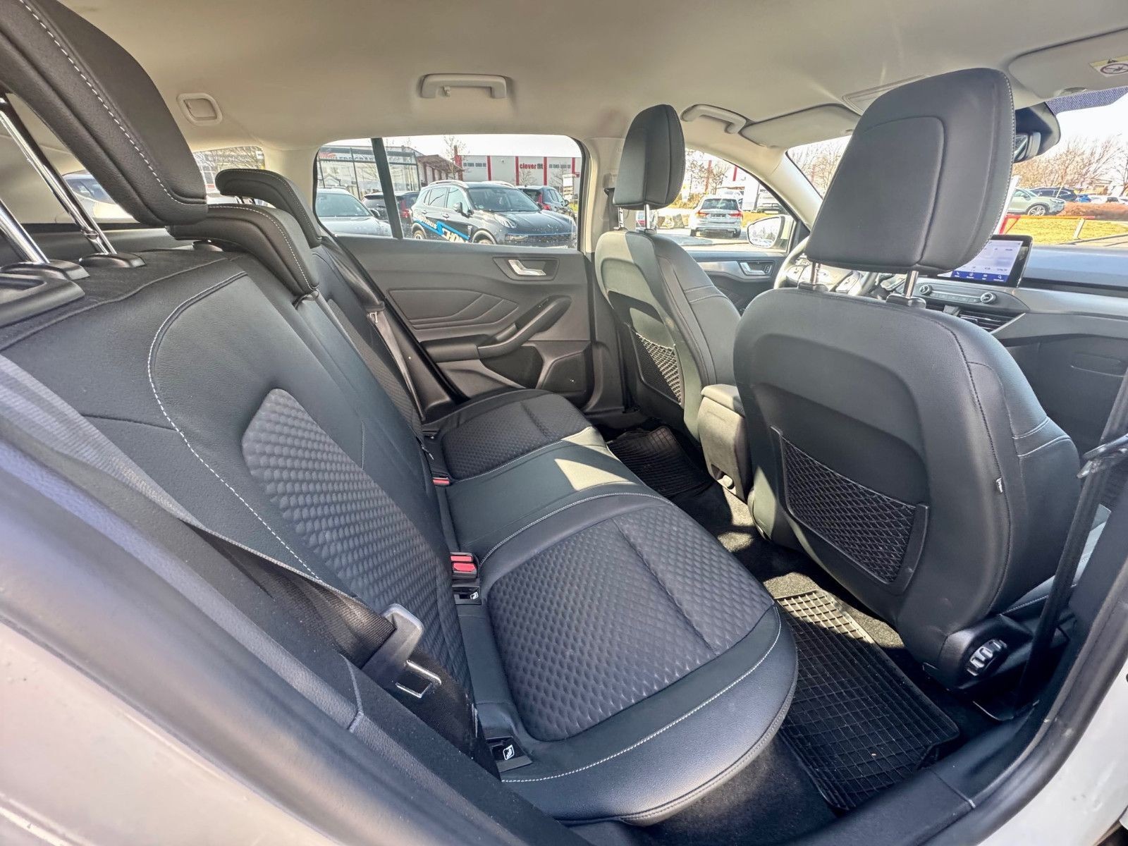 Ford Focus Turnier Titanium 1.5 Eco Boost Automatik