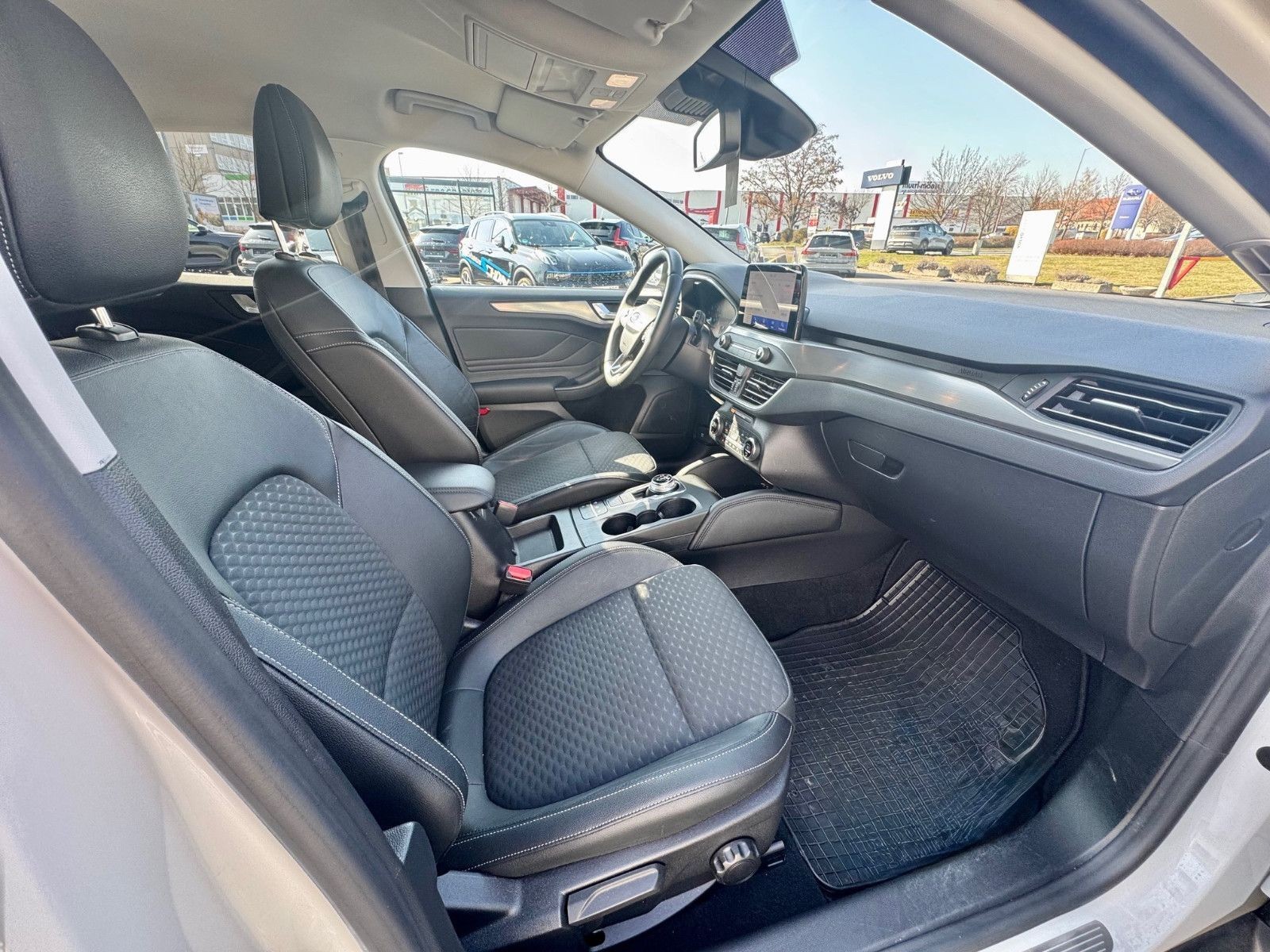 Ford Focus Turnier Titanium 1.5 Eco Boost Automatik