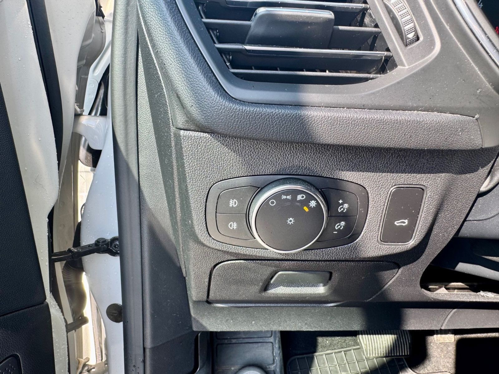 Ford Focus Turnier Titanium 1.5 Eco Boost Automatik