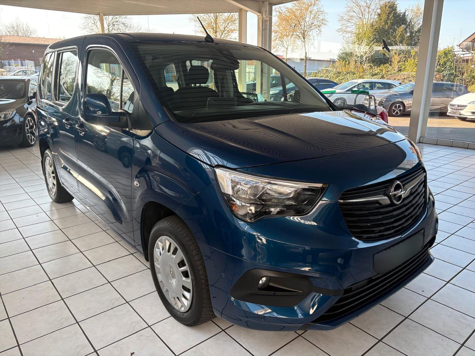 Opel Combo Life  Edition 1.2 81KW (110 PS)