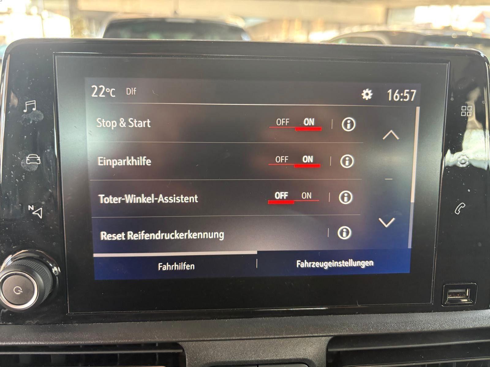 Opel Combo Life  Edition 1.2 81KW (110 PS)