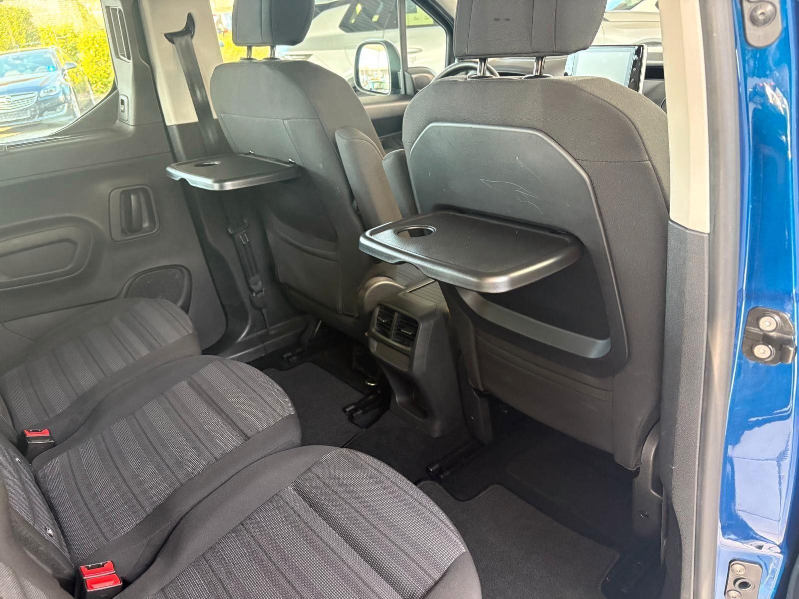 Opel Combo Life  Edition 1.2 81KW (110 PS)