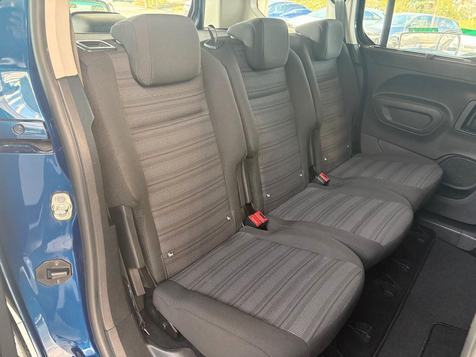 Opel Combo Life  Edition 1.2 81KW (110 PS)