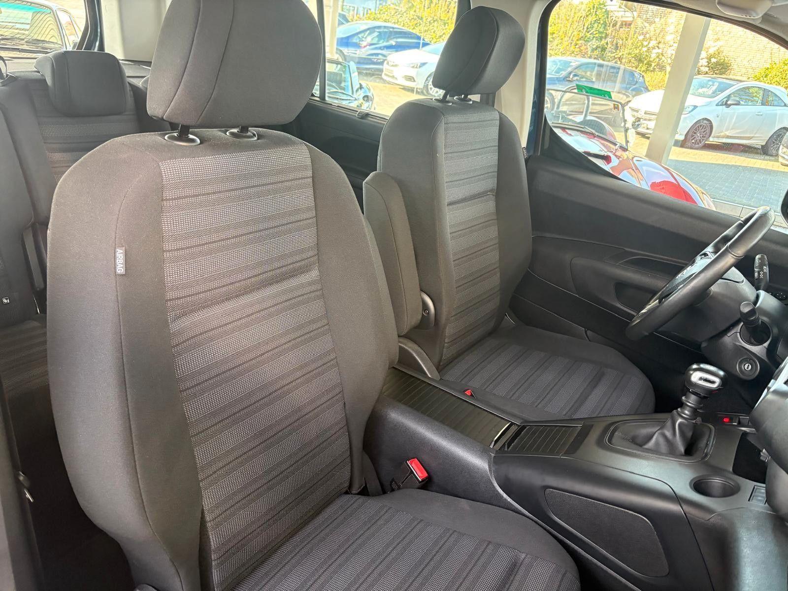 Opel Combo Life  Edition 1.2 81KW (110 PS)