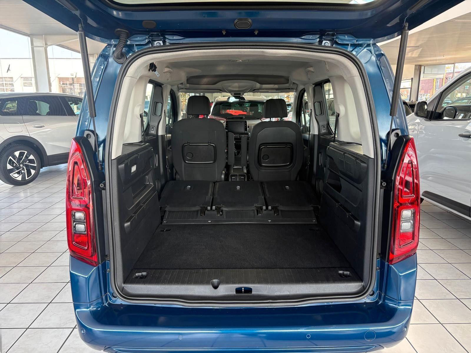Opel Combo Life  Edition 1.2 81KW (110 PS)