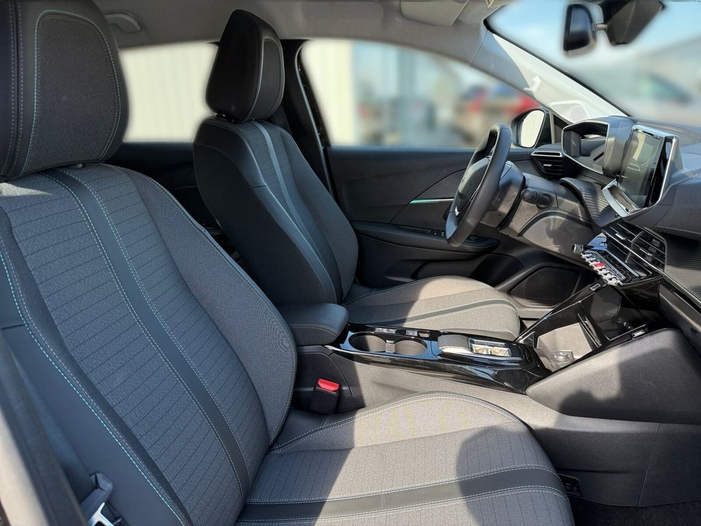 Peugeot 208 e- Allure Pack **SITZHEIZUNG+180° R.-KAMERA**