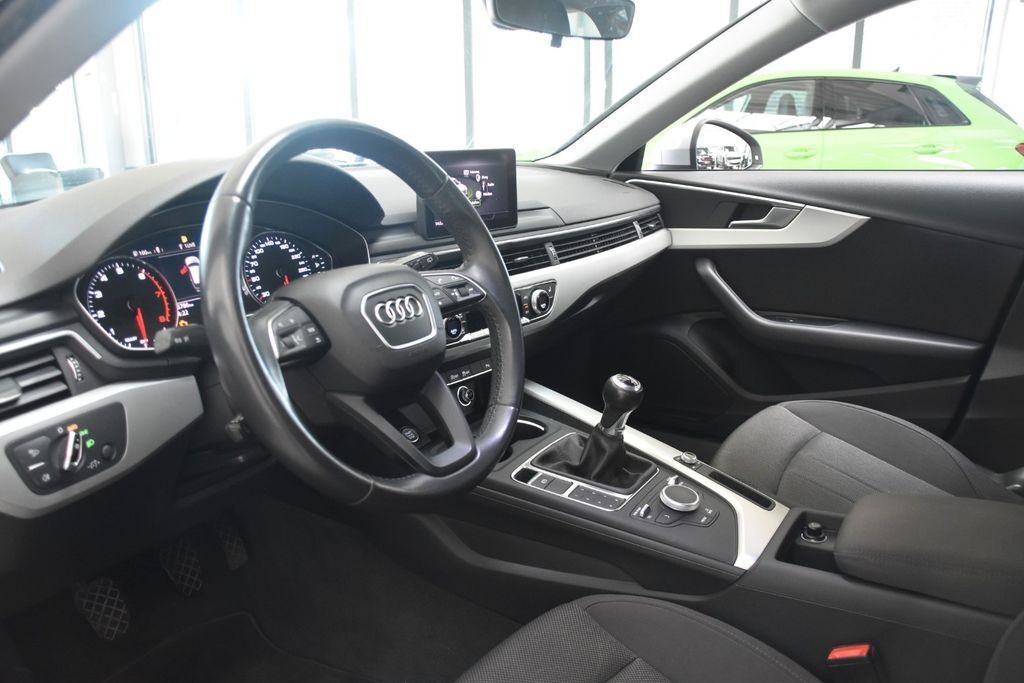 Audi A4 1.8 TFSI Avant Navi 3Z-Klima Sitzheiz PDC V+H