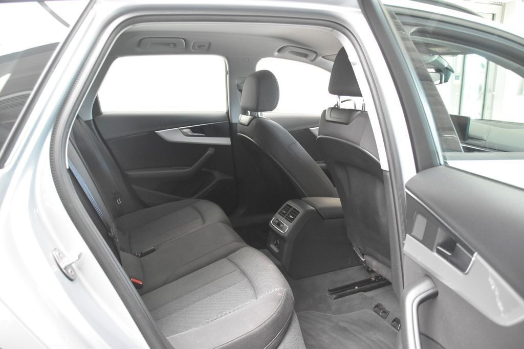 Audi A4 1.8 TFSI Avant Navi 3Z-Klima Sitzheiz PDC V+H