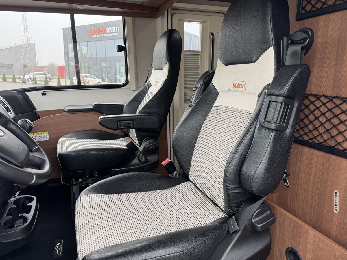LMC Explorer Comfort I 655 G  Solar+Klima+AHK+Sat TV+Markise