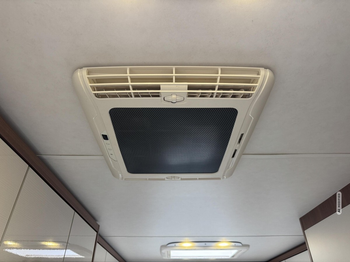 LMC Explorer Comfort I 655 G  Solar+Klima+AHK+Sat TV+Markise