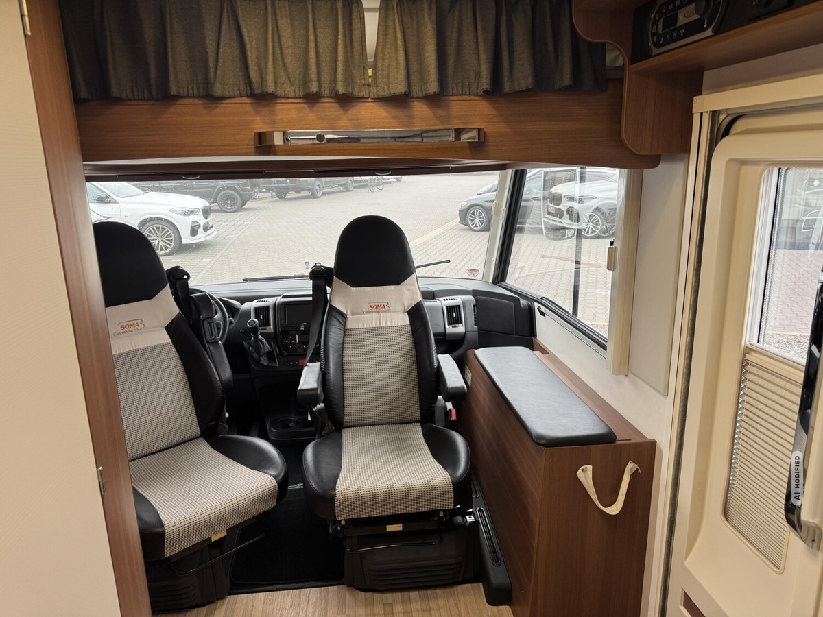 LMC Explorer Comfort I 655 G  Solar+Klima+AHK+Sat TV+Markise