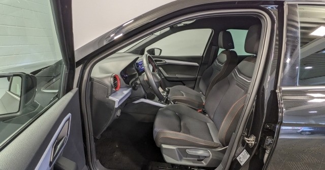Seat Arona FR 1.0 TSI LED CarPlay PDC Navi GJR