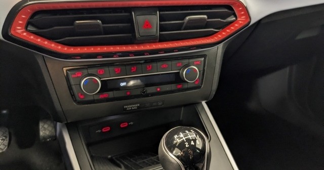 Seat Arona FR 1.0 TSI LED CarPlay PDC Navi GJR