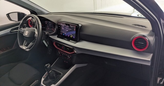 Seat Arona FR 1.0 TSI LED CarPlay PDC Navi GJR