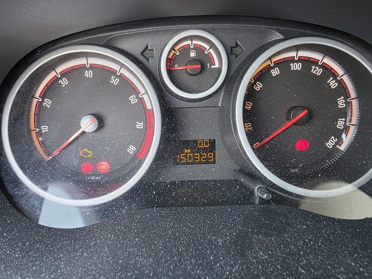 Opel Corsa 1,4 Panno, Sitz+Lenk. Heiz. Klima