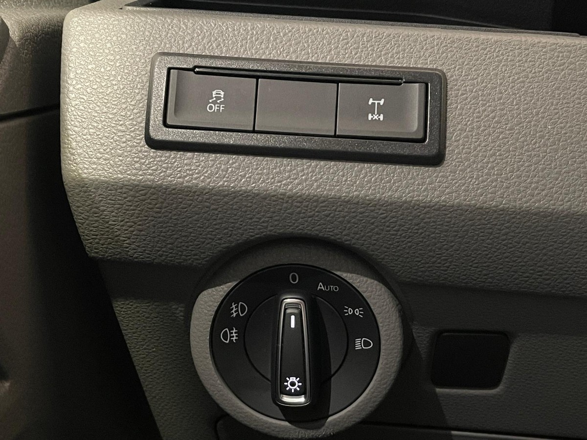 Volkswagen T6 Kombi .1 Kombi 4Motion lang Navi AHK LED