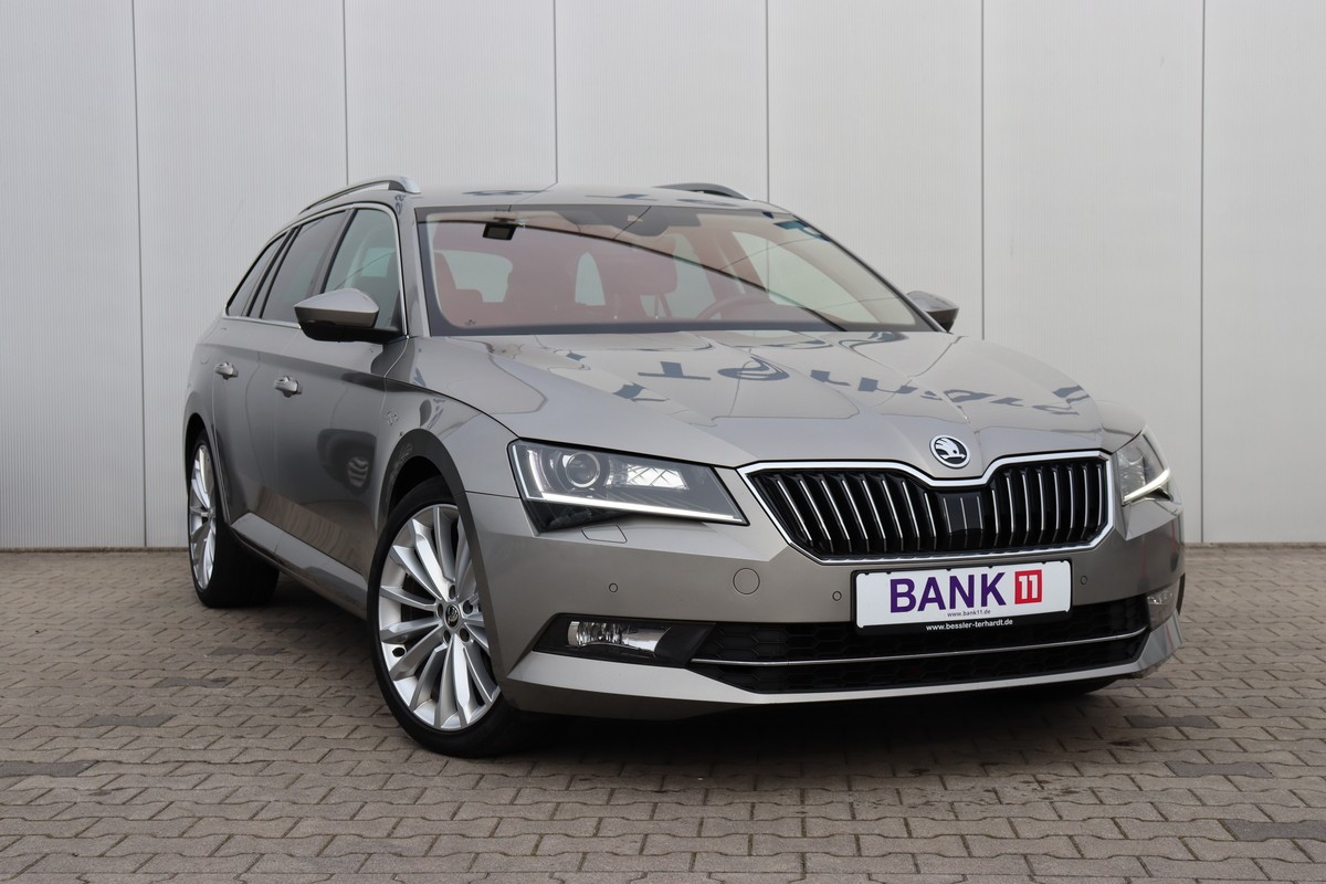 Skoda Superb Combi 2.0 TDI L&K*AHK*Kamera*STHZG*