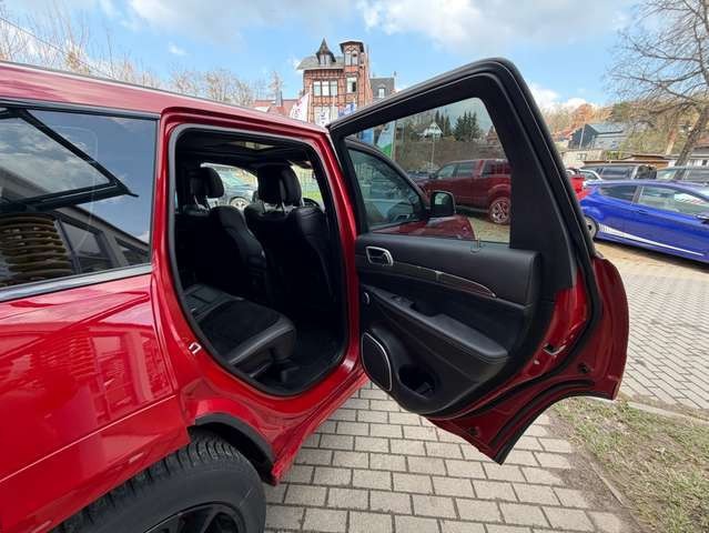 Jeep Grand Cherokee SRT 6,4 HEMI VOLLAUSSTATTUNG GRAIL
