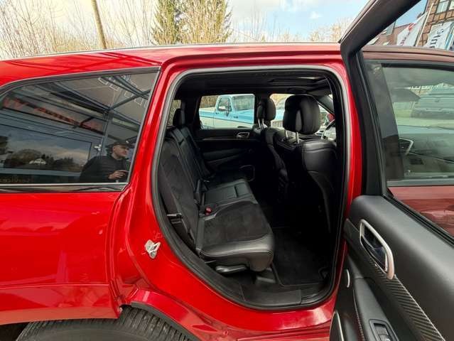 Jeep Grand Cherokee SRT 6,4 HEMI VOLLAUSSTATTUNG GRAIL