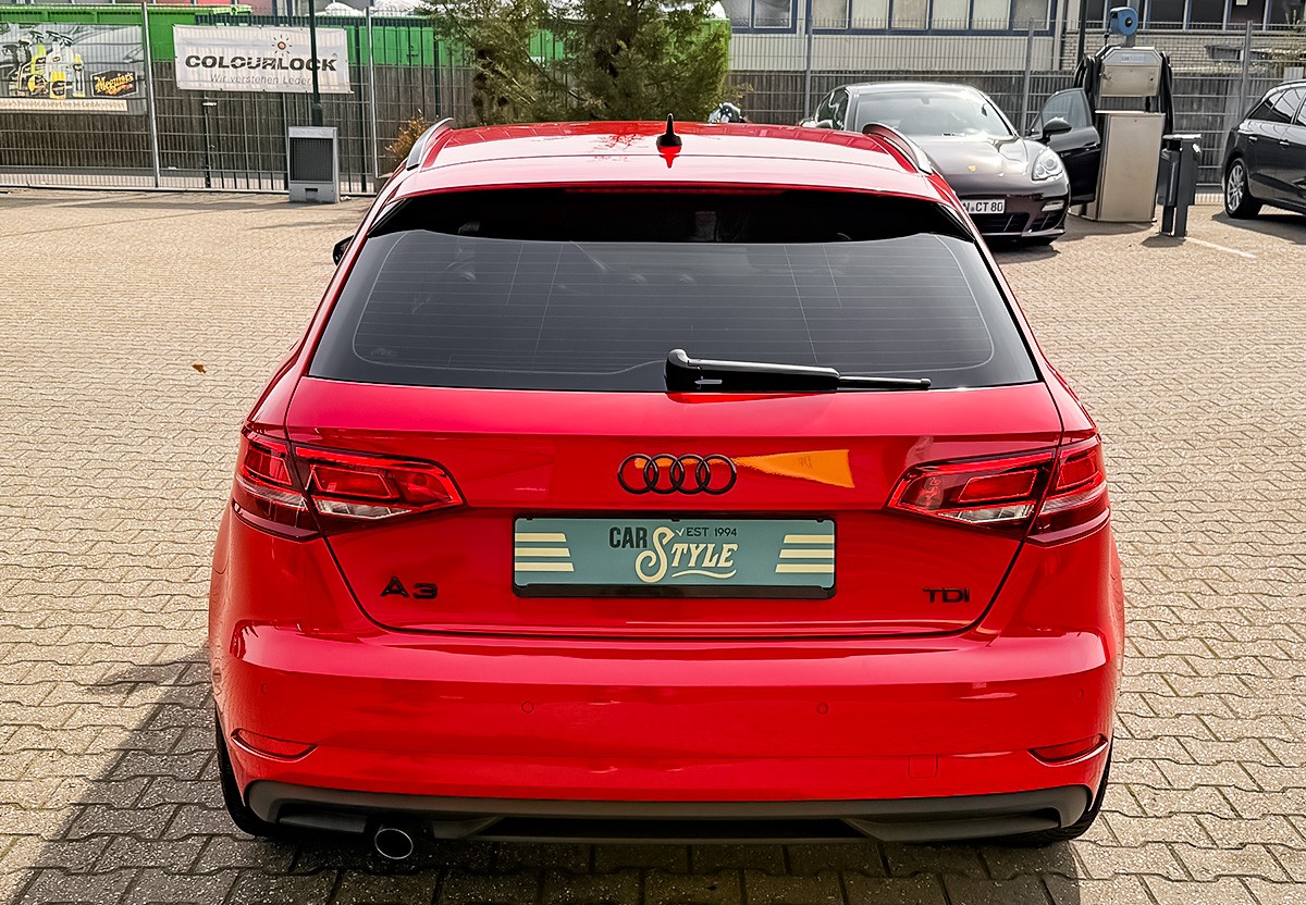 Audi A3 Sportback 30 TDI S Tronic MMI Plus SHZ PDC
