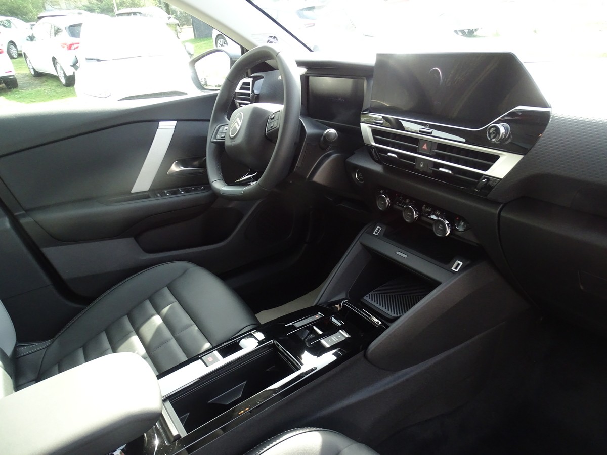 Citroën C4 1.2 PureTech 130 Max Automatik Schiebedach