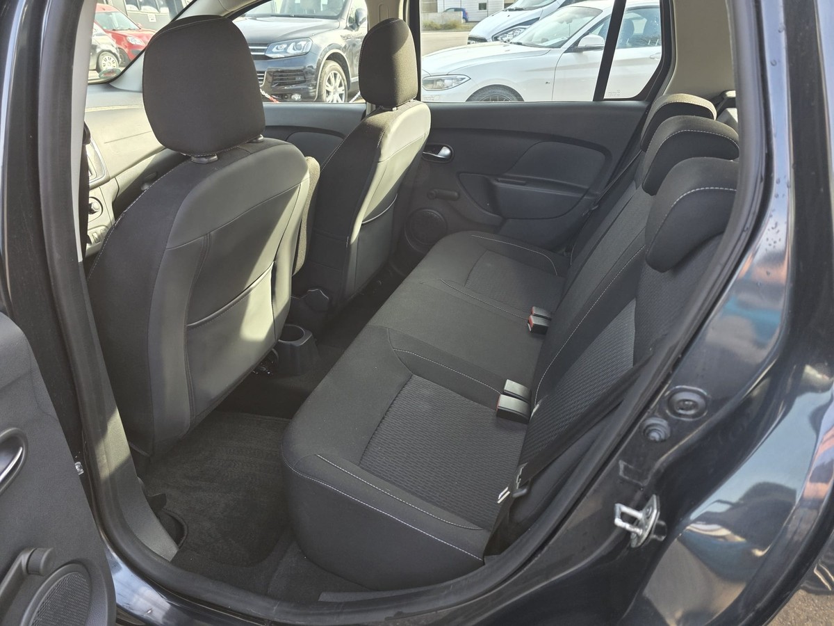 Dacia Logan NAVI TEMP. BLOOTH. KLIMA 