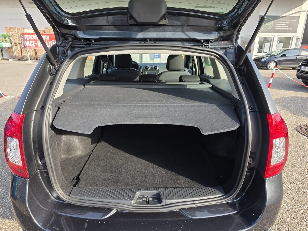 Dacia Logan NAVI TEMP. BLOOTH. KLIMA 