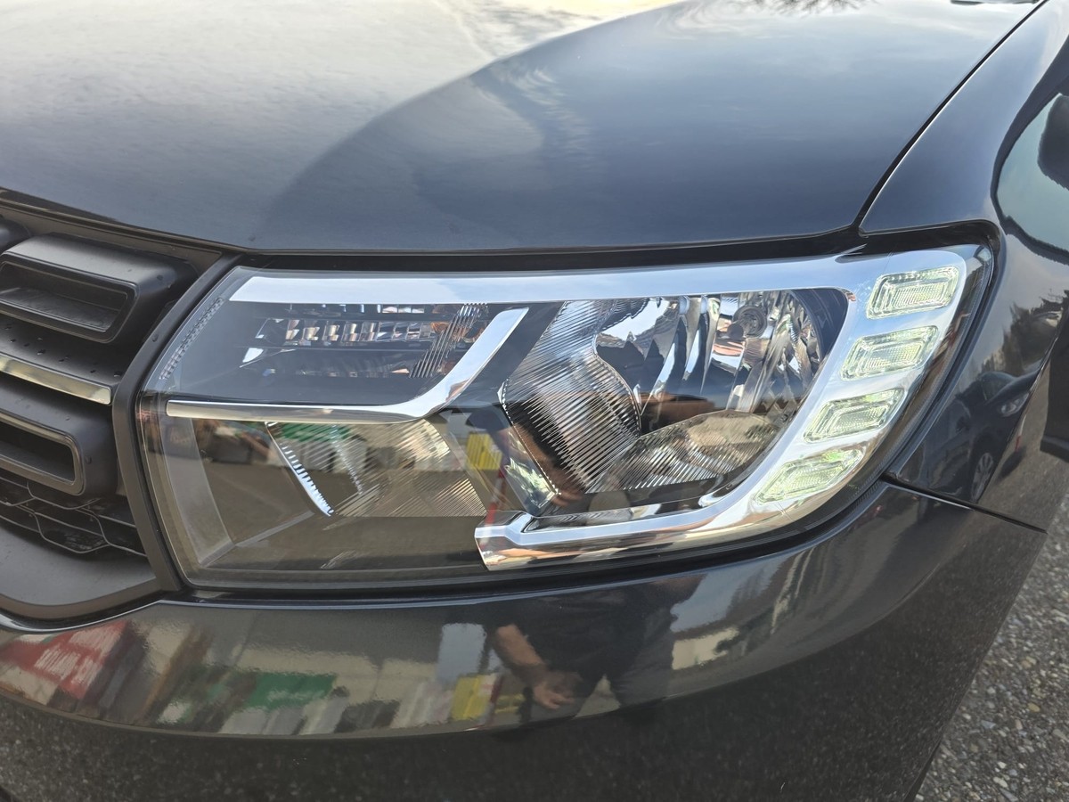Dacia Logan NAVI TEMP. BLOOTH. KLIMA 