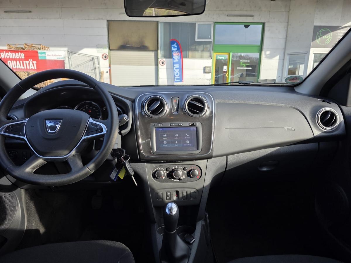 Dacia Logan NAVI TEMP. BLOOTH. KLIMA 