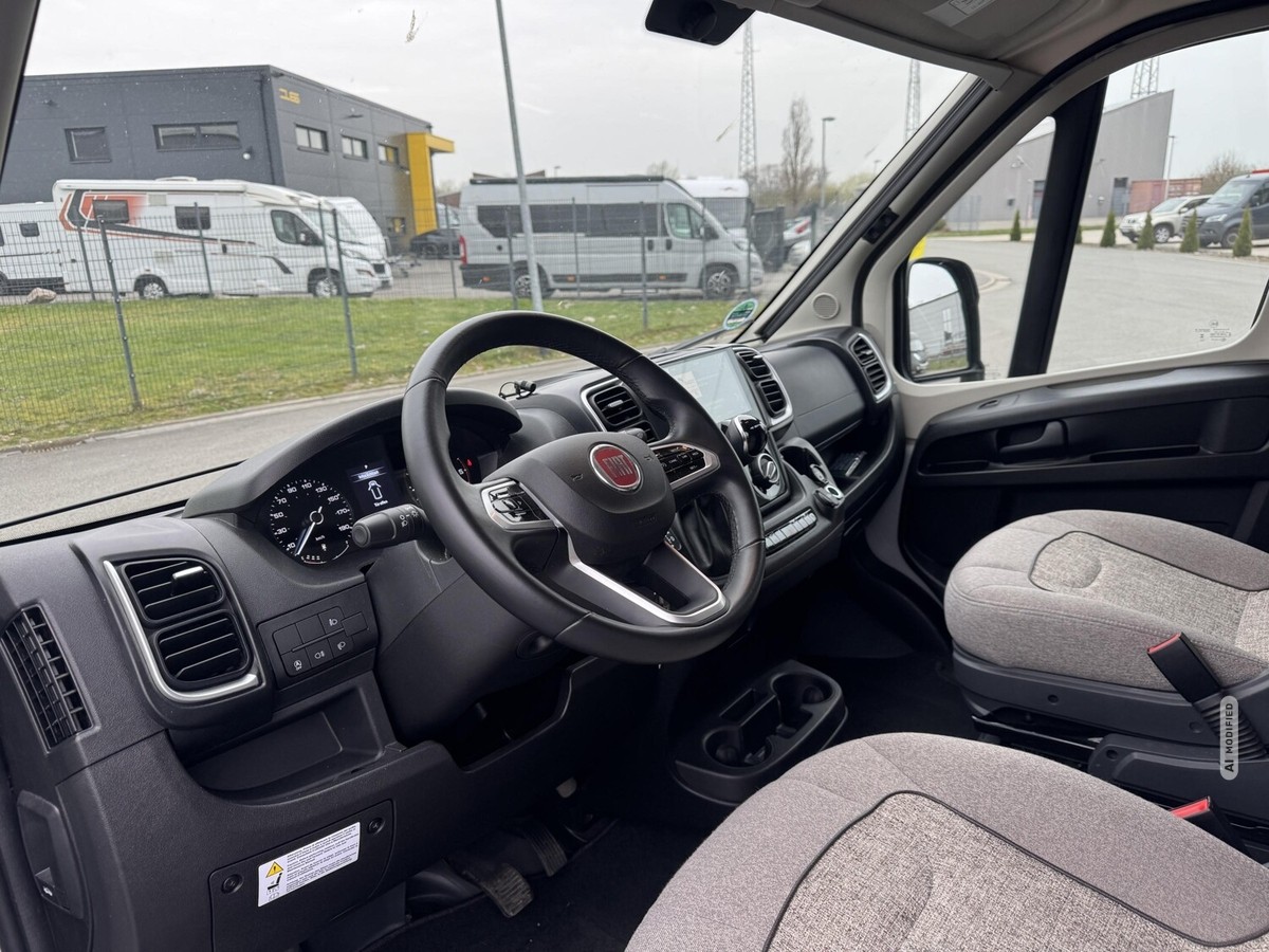 Malibu Van diversity 640 LE K Skyview+180PS+Markise+Kamera