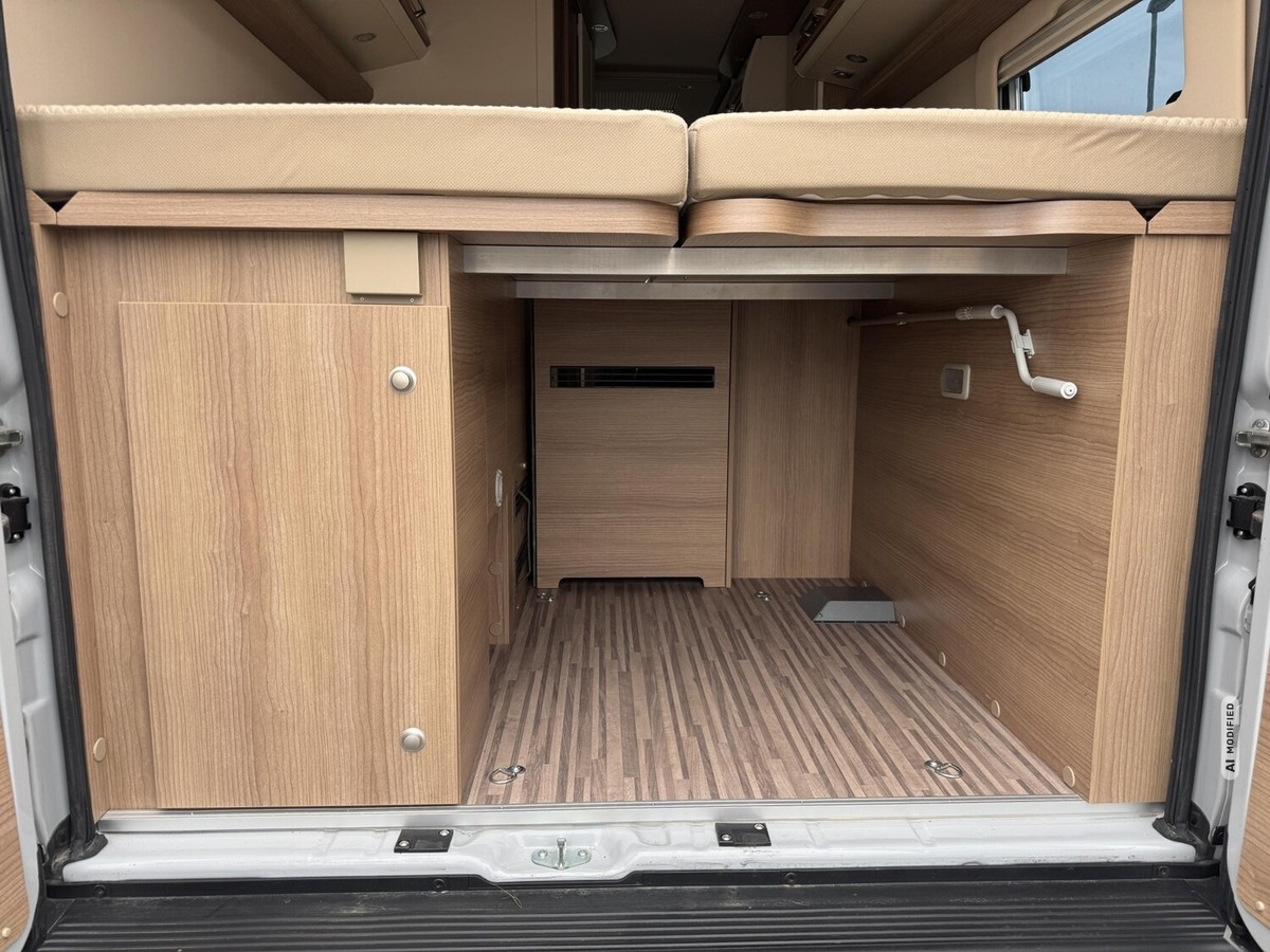 Malibu Van diversity 640 LE K Skyview+180PS+Markise+Kamera