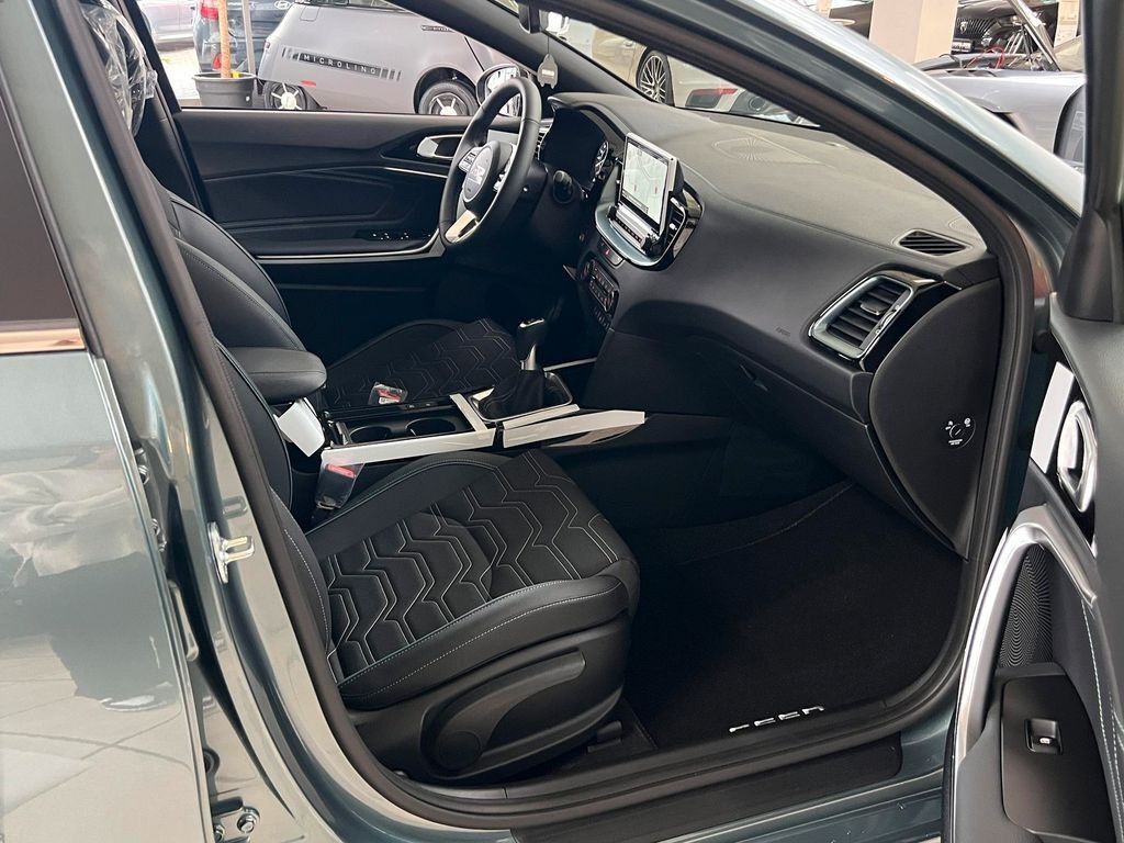 Kia cee'd / Ceed Sportswagon NAVI*Carpl*S+LHZ*JBL*KAMER*AHK