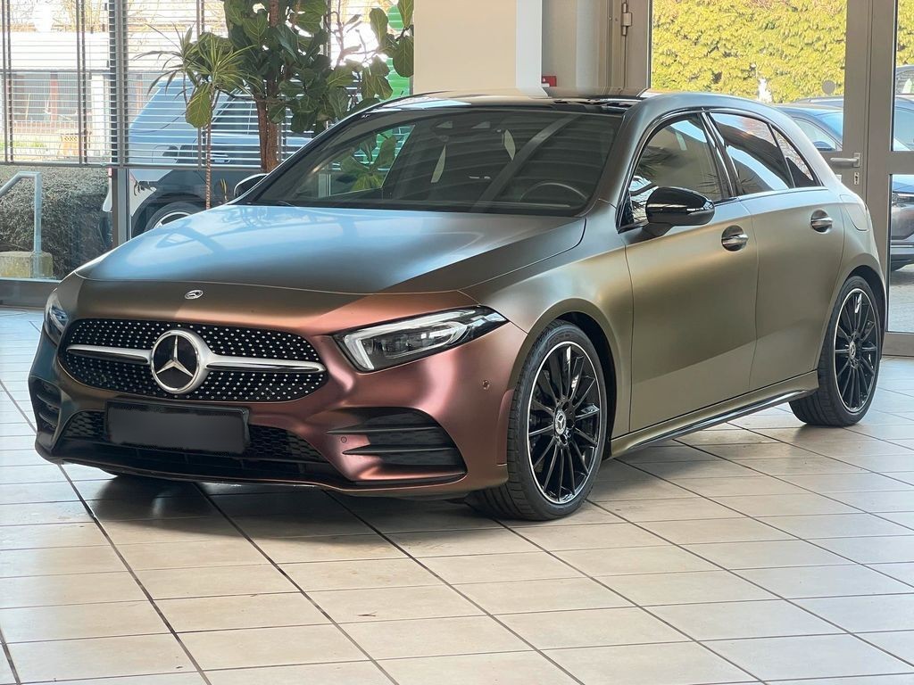 Mercedes-Benz A 220 d AMG PERFORMANCE PANO MBUX KAMERA LED ACC