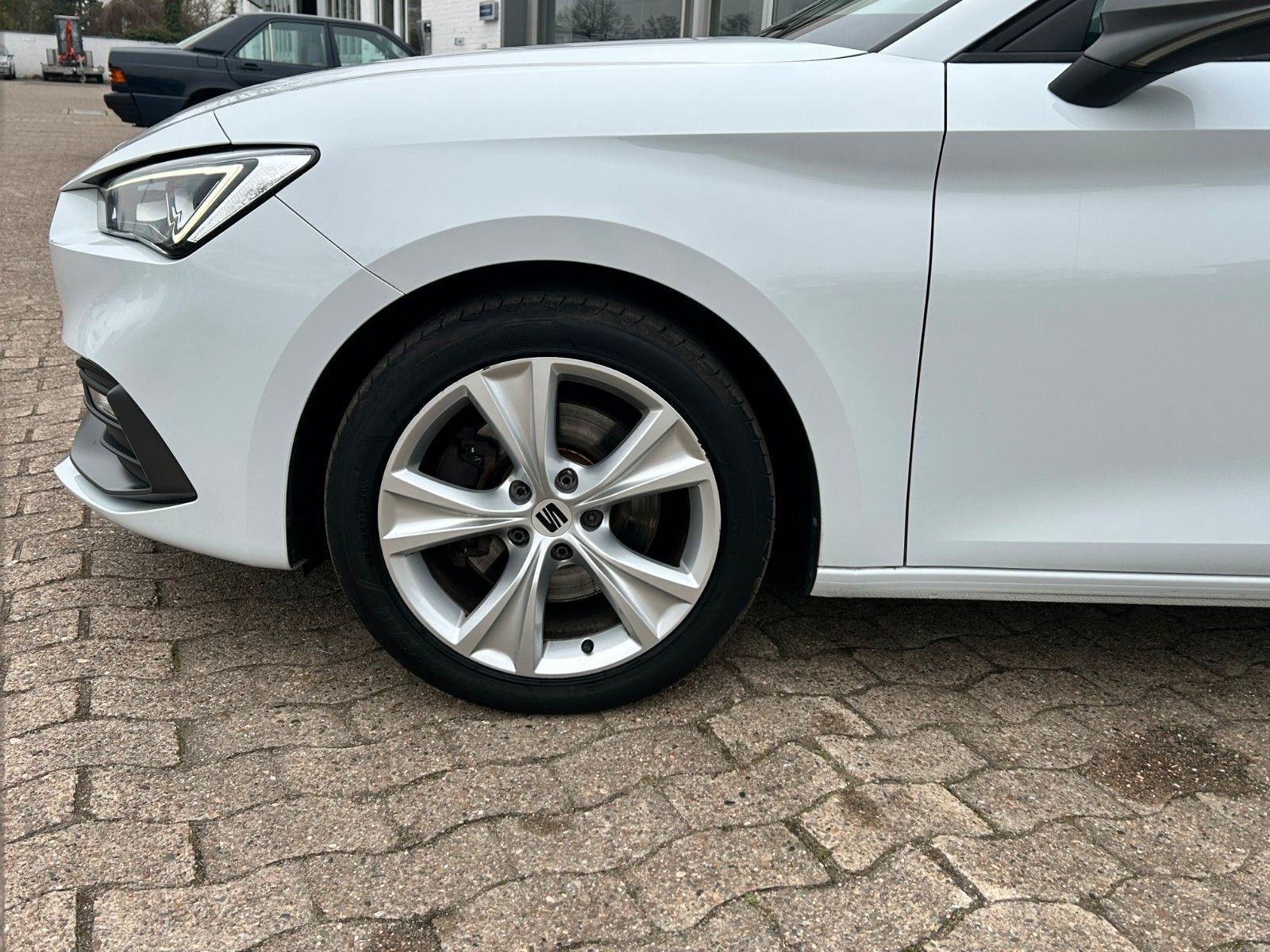 Seat Leon Sportstourer FR Automatik Diesel Scheckheft